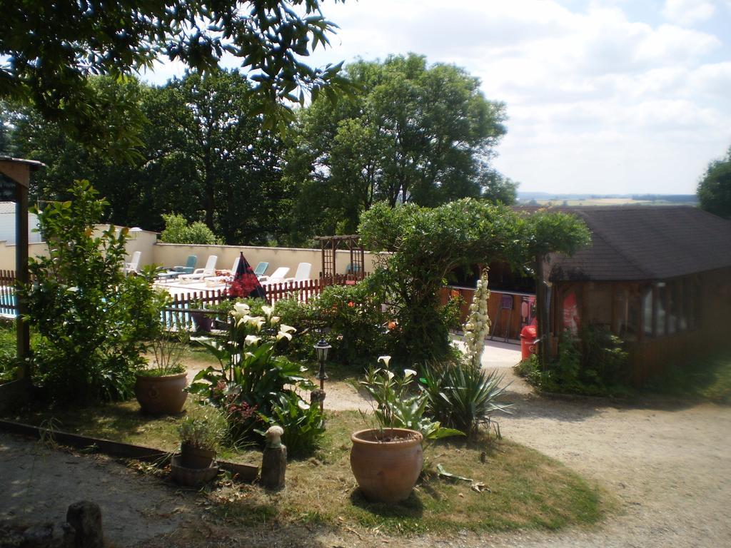 Camping Le Bois Jahan 2*