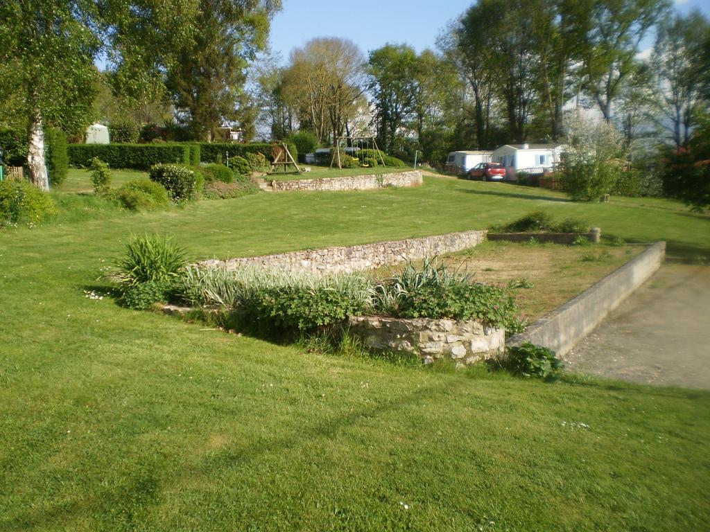 Le Bois Jahan Camping Brunelles