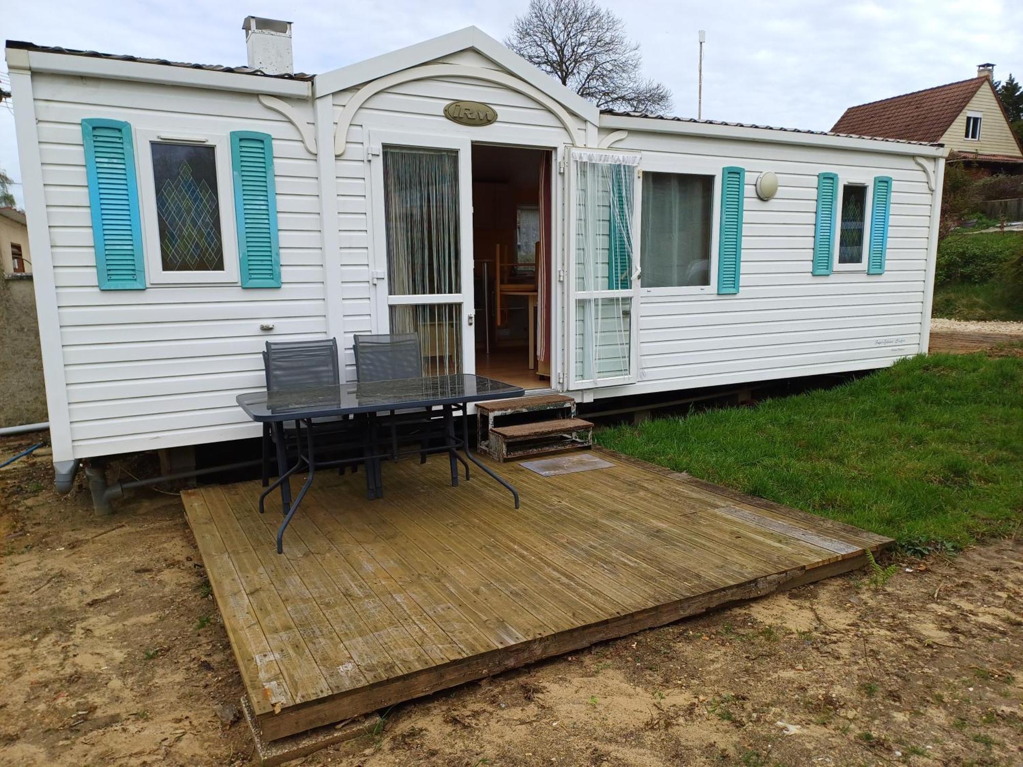 Camping Le Bois Jahan 2*